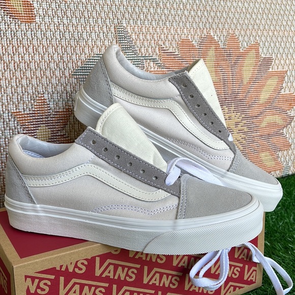 Vans WMNS Old Skool
Color Block Grey/Multi
VN0ASKRS6KL Sneakers - Picture 6 of 16